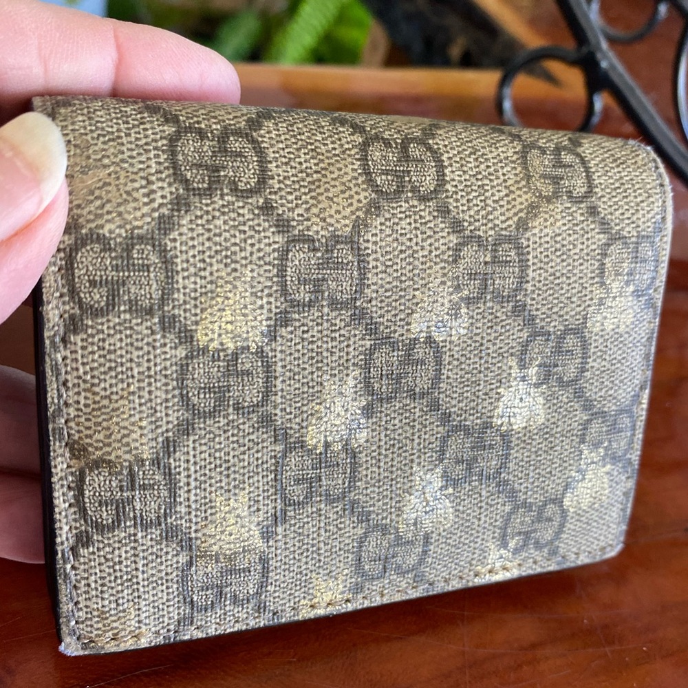 Gucci GG Supreme Small Bee Coated Canvas Wallet